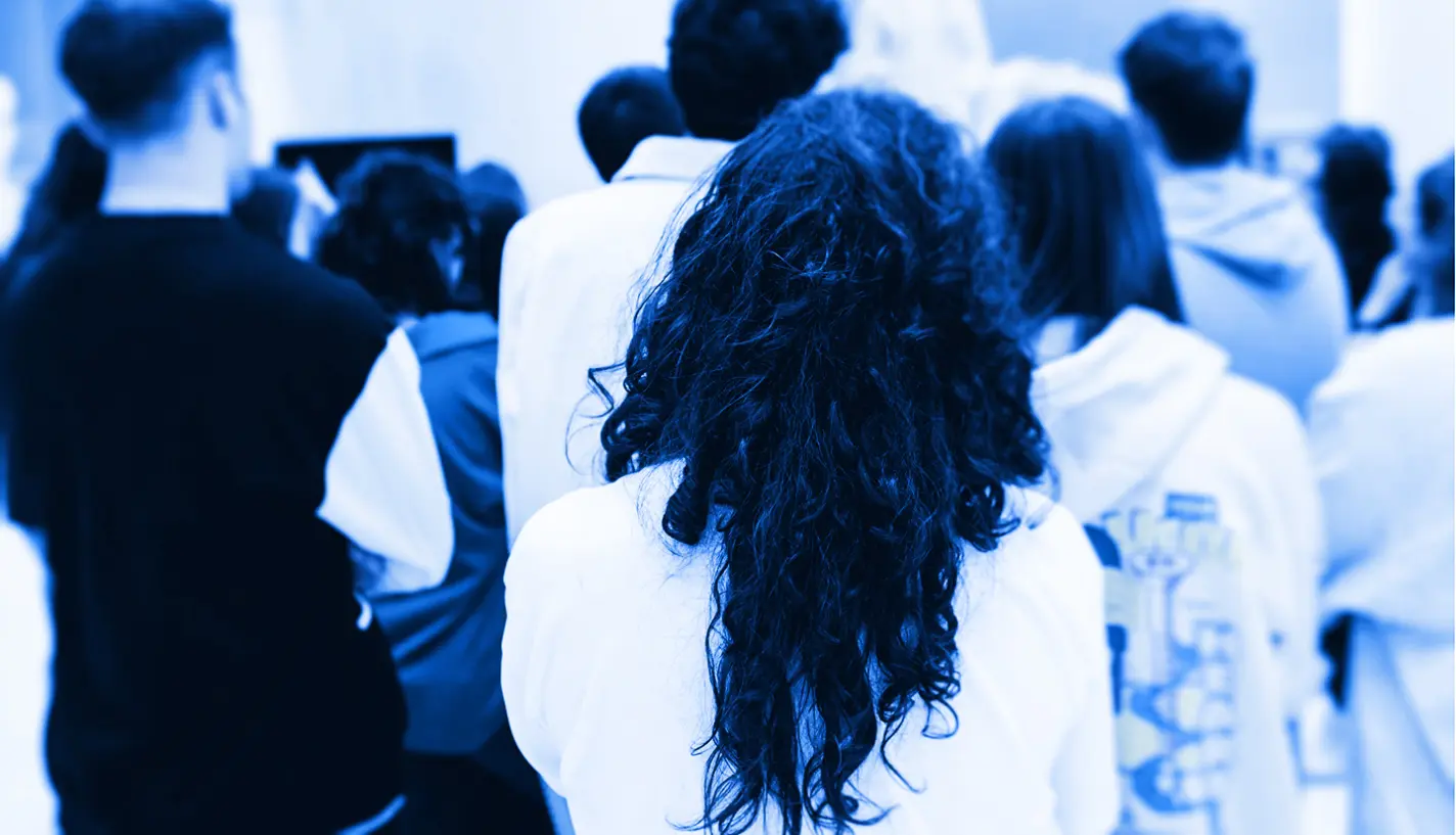 Schüler:innen von hinten